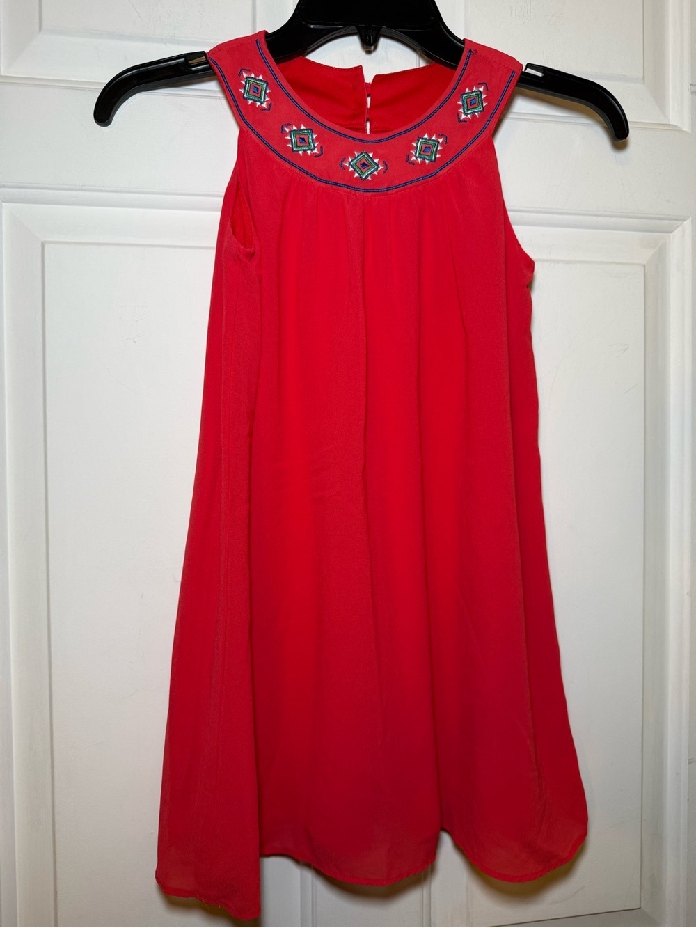 Blush By US Angels Coral High Neck Sleeveless Blouse Sz 8 Embroidered Pleated